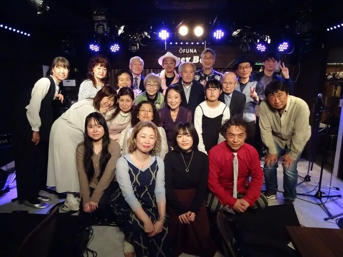 ���C�u���\��